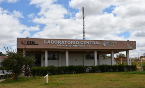 Laboratório Central de Vitória da Conquista | atendimento no é normalizado após envio de insumos pela SESAB