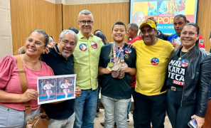 Informativo de Mandato | Fabrício Falcão debate demandas com desportistas em Vitória da Conquista
