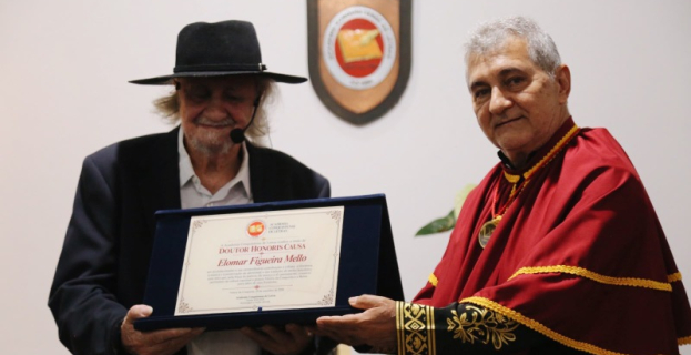 Cultura Literária | ACL concede o título de Doutor Honoris Causa ao menestrel Elomar Figueira Mello