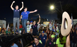 Eleições 2026 | ACM Neto lidera mobilização em Vitória da Conquista na reta final da campanha ao Governo da Bahia