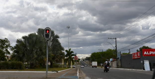 Tempo Agora | INMET alerta para possibilidade de tempestade e altas temperaturas em Vitória da Conquista