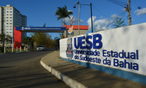 Greve na UESB | Reitoria garante salários aos trabalhadores em Vitória da Conquista, Jequié e Itapetinga