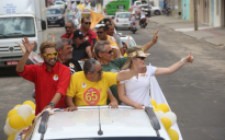 Eleições 2016: Fabrício puxa carreata encerrando campanha em Vitória da Conquista; confira as fotos