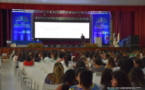 Jornada Pedagógica: professores acompanham palestra com António Nóvoa em Vitória da Conquista