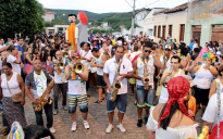 Sudoeste Baiano: Carnaval da Diversidade levou alegria às ruas de Caetité; veja as fotos