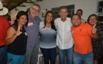 Eleições 2016: Zé Raimundo é recebido por moradores do Patagônia em clima de festa; veja as fotos