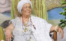 Pesar na Bahia | governador Jerônimo Rodrigues decreta luto oficial de três dias pela morte de Mãe Carmen