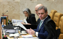 Operação Compliance Zero | André Mendonça tira sigilo de relatório da PF sobre Vorcaro e Moraes