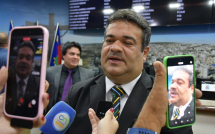 Poder Legislativo | Ivan Cordeiro obtém reeleição inédita por unanimidade na Câmara de Vitória da Conquista