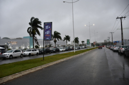 Outono Baiano | frente fria derruba temperaturas em Vitória da Conquista e chuva surpreende Barreiras