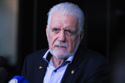 Operação Compliance Zero |  líder do Governo no Senado, Jaques Wagner é alvo da Polícia Federal